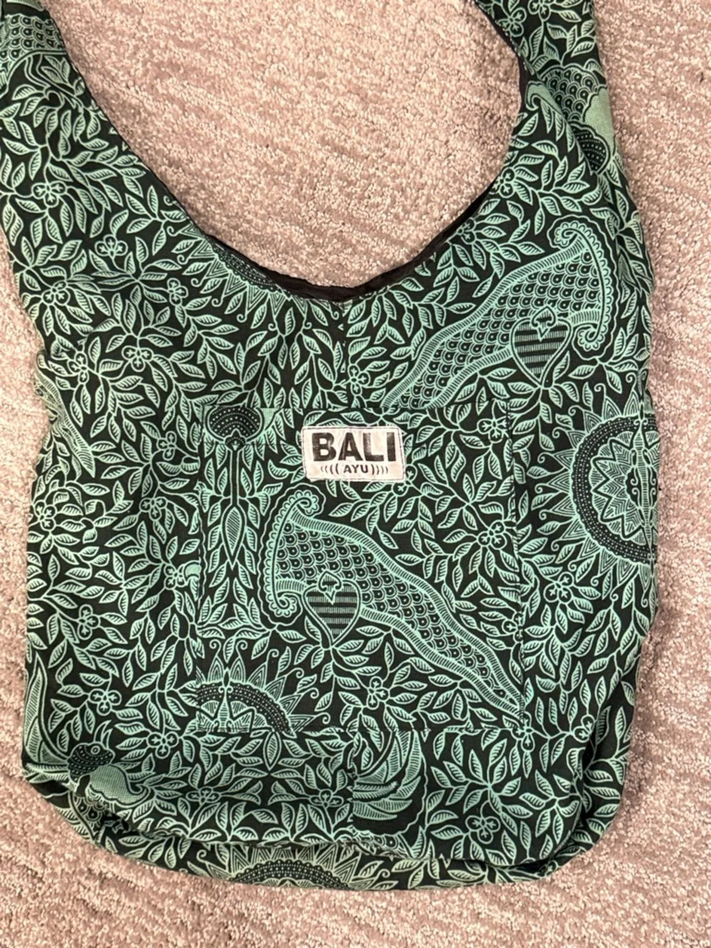 Bali women teal